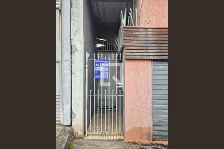 Casa para alugar com 60m², 2 quartos e sem vaga Casa para alugar com 60m², 2 quartos e sem vagaFachada