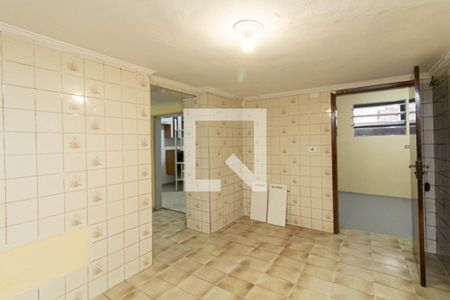 Sala de casa para alugar com 2 quartos, 60m² em Itaquera, São Paulo