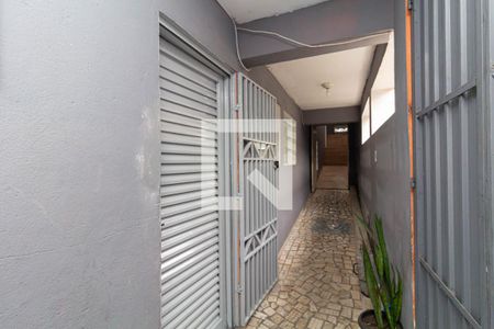 Casa para alugar com 60m², 2 quartos e sem vaga Casa para alugar com 60m², 2 quartos e sem vagaCorredor