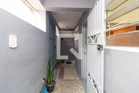 Casa para alugar com 60m², 2 quartos e sem vaga Casa para alugar com 60m², 2 quartos e sem vagaCorredor