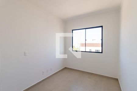 Quarto 2 de apartamento para alugar com 2 quartos, 46m² em Braga, São José dos Pinhais