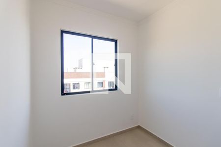 Quarto 1 de apartamento para alugar com 2 quartos, 46m² em Braga, São José dos Pinhais