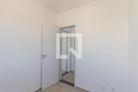 Quarto 1 de apartamento para alugar com 2 quartos, 46m² em Braga, São José dos Pinhais