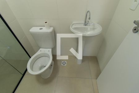 Banheiro Social de apartamento para alugar com 2 quartos, 46m² em Braga, São José dos Pinhais