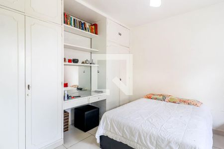 Quarto de casa para alugar com 1 quarto, 50m² em Jardim Aeroporto, São Paulo