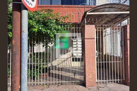 Fachada de apartamento à venda com 2 quartos, 77m² em Santa Cecília, Porto Alegre