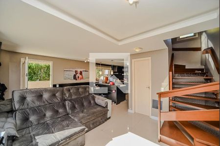 Sala de casa à venda com 3 quartos, 240m² em Jardim Itu, Porto Alegre