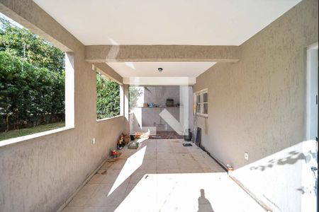 Garagem de casa à venda com 3 quartos, 240m² em Jardim Itu, Porto Alegre