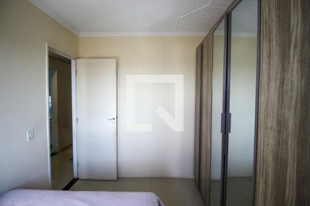 Quarto 1 de apartamento para alugar com 2 quartos, 49m² em Itaim Paulista, São Paulo