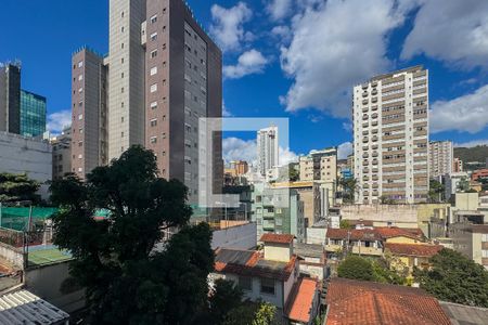 Vista de apartamento à venda com 2 quartos, 63m² em Serra, Belo Horizonte