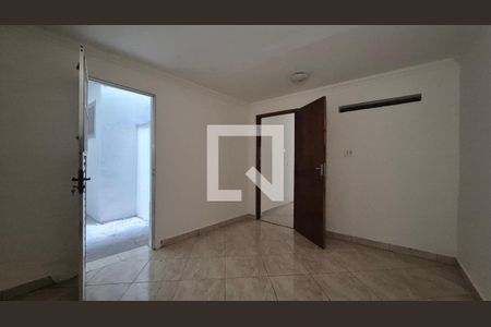 Quarto de casa para alugar com 1 quarto, 50m² em Campestre, Santo André