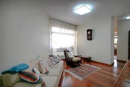 Sala de TV de apartamento à venda com 4 quartos, 275m² em Serra, Belo Horizonte