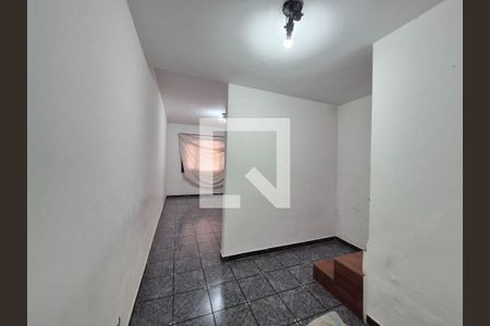 Casa à venda com 2 quartos, 192m² em Jardim Sarah, São Paulo