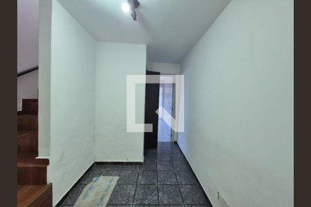 Casa à venda com 2 quartos, 192m² em Jardim Sarah, São Paulo