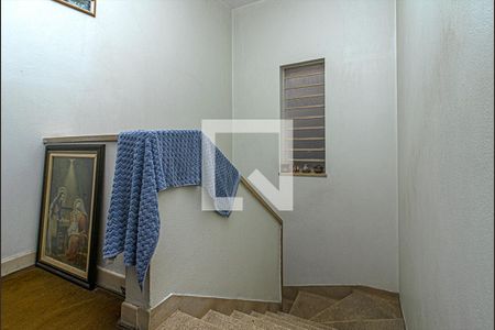 Corredor de casa para alugar com 4 quartos, 300m² em Liberdade, São Paulo