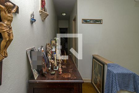 Corredor de casa para alugar com 4 quartos, 300m² em Liberdade, São Paulo