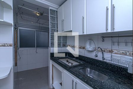 Cozinha de apartamento para alugar com 2 quartos, 48m² em Jardim Celeste, São Paulo