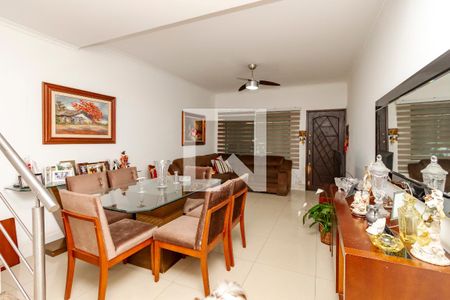 Sala de casa à venda com 3 quartos, 154m² em Jardim Aeroporto, São Paulo