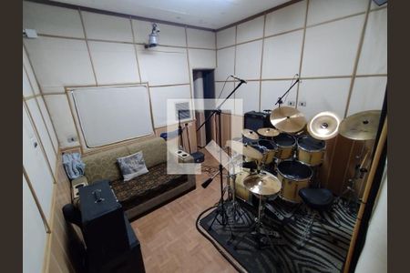 Casa à venda com 2 quartos, 107m² em Vila Clementino, São Paulo