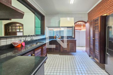 cozinha de casa para alugar com 3 quartos, 398m² em Balneario Cidade Atlantica, Guarujá