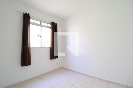 Quarto 1 de apartamento para alugar com 2 quartos, 45m² em Shopping Park, Uberlândia