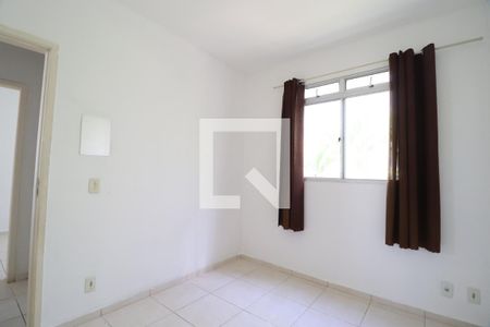 Quarto 1 de apartamento para alugar com 2 quartos, 45m² em Shopping Park, Uberlândia
