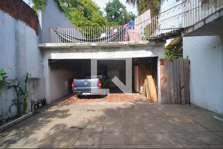 Garagem de casa à venda com 2 quartos, 1470m² em Rio Branco, Novo Hamburgo