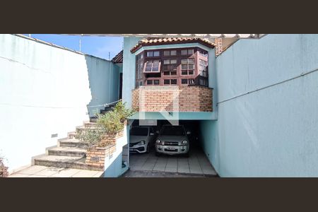 Fachada de casa à venda com 3 quartos, 220m² em Vila Andrade, São Paulo