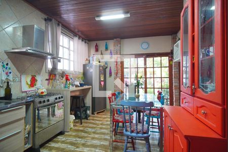 Cozinha de casa à venda com 2 quartos, 370m² em São João, Porto Alegre