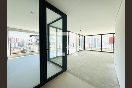 Apartamento à venda com 4 quartos, 230m² em Pinheiros, São Paulo