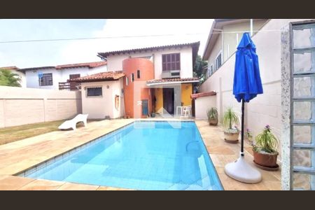 Casa à venda com 4 quartos, 430m² em Barra da Tijuca, Rio de Janeiro