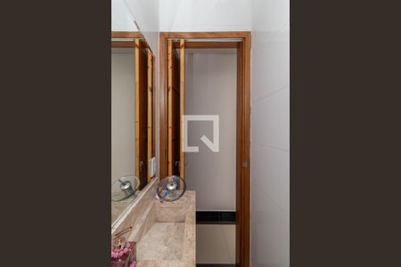 Lavabo de casa à venda com 3 quartos, 130m² em Vila Ré, São Paulo