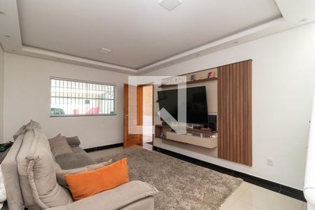 Sala de casa à venda com 3 quartos, 130m² em Vila Ré, São Paulo