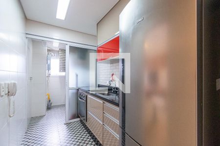Cozinha de apartamento à venda com 1 quarto, 53m² em Vila Guarani, São Paulo