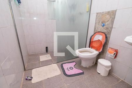 Banheiro de casa à venda com 2 quartos, 200m² em Vila Macedopolis, São Paulo