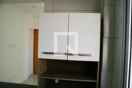 Cozinha de apartamento para alugar com 1 quarto, 40m² em Boqueirão, Praia Grande