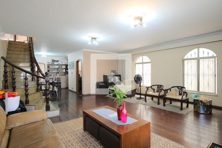 Sala de casa à venda com 4 quartos, 320m² em Chácara Santo Antônio (zona Leste), São Paulo