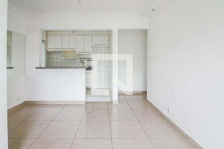 Sala de apartamento para alugar com 3 quartos, 70m² em Vila Butantã, São Paulo