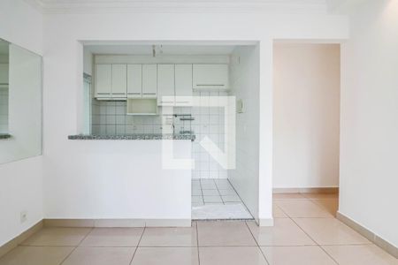 Sala de apartamento para alugar com 3 quartos, 70m² em Vila Butantã, São Paulo