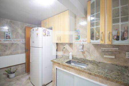Cozinha e Área de Serviço de apartamento para alugar com 2 quartos, 125m² em Nova Cidade, São Gonçalo