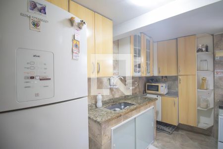 Cozinha e Área de Serviço de apartamento para alugar com 2 quartos, 125m² em Nova Cidade, São Gonçalo