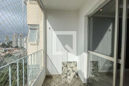 Varanda de apartamento para alugar com 2 quartos, 59m² em Vila Firmiano Pinto, São Paulo