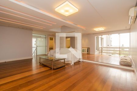 Sala de casa à venda com 3 quartos, 450m² em Santa Tereza, Porto Alegre