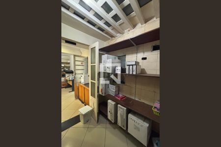 Escritório de casa para alugar com 4 quartos, 355m² em Urca, Rio de Janeiro