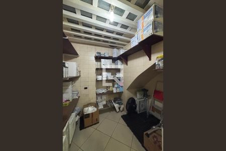 Escritório de casa para alugar com 4 quartos, 355m² em Urca, Rio de Janeiro