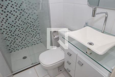 Banheiro de apartamento à venda com 2 quartos, 43m² em Água Branca, São Paulo