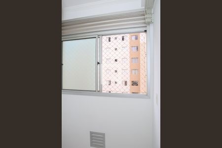Cozinha e Área de Serviço de apartamento à venda com 2 quartos, 43m² em Água Branca, São Paulo