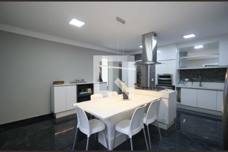 Cozinha de casa à venda com 8 quartos, 500m² em Jardim Guedala, São Paulo