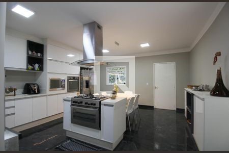 Cozinha de casa à venda com 8 quartos, 500m² em Jardim Guedala, São Paulo