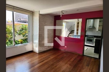 Casa à venda com 3 quartos, 189m² em Mirandópolis, São Paulo